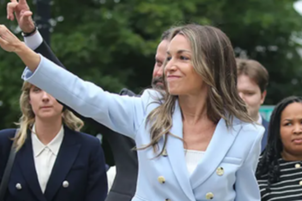 Karen Read Gives Love Symbol after Verdict